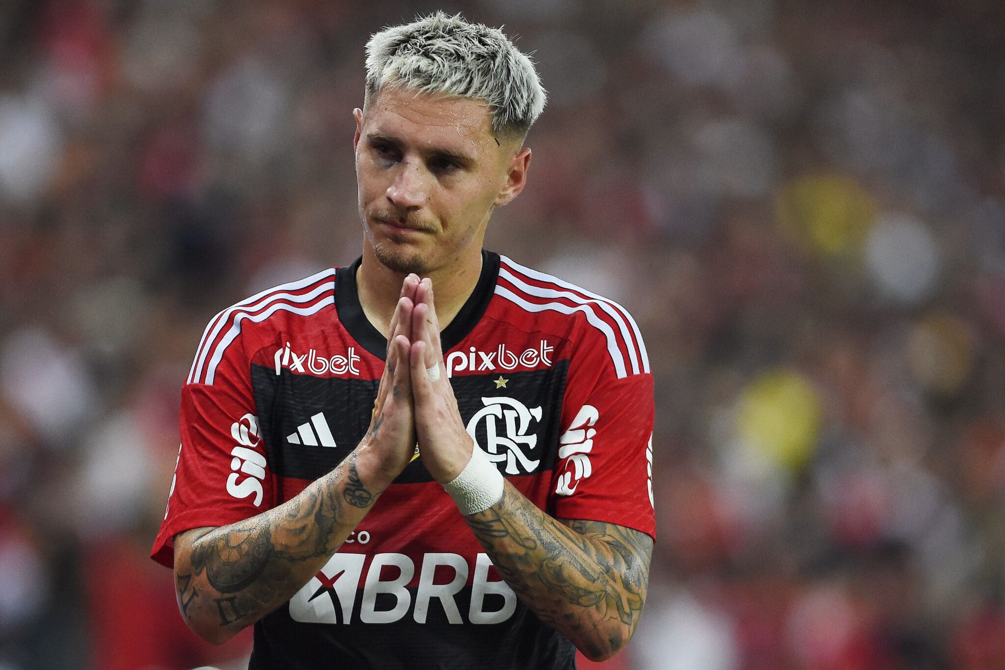 Wesley suspenso para a volta contra o Grêmio, este seria seu substituto no  Flamengo