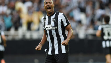 Marlon Freitas, do Botafogo, é desejo do Vasco para a temporada