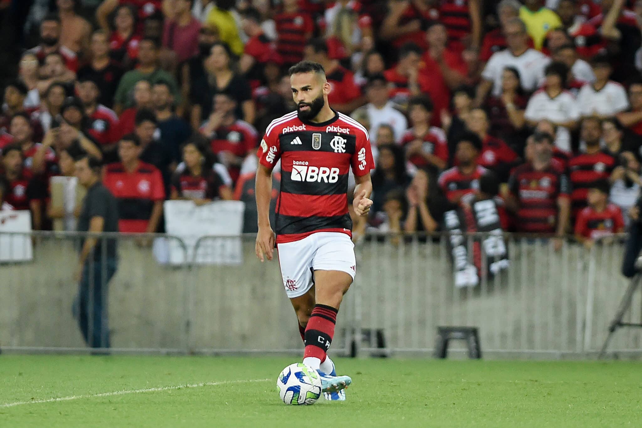 Internacional apresenta nova proposta por Thiago Maia