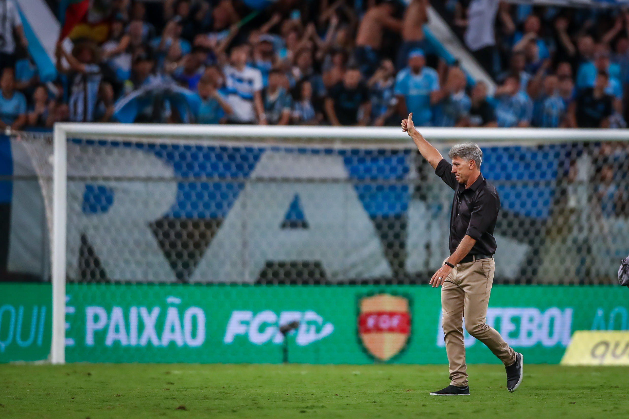 Renato Gaúcho comemora vitória do Grêmio