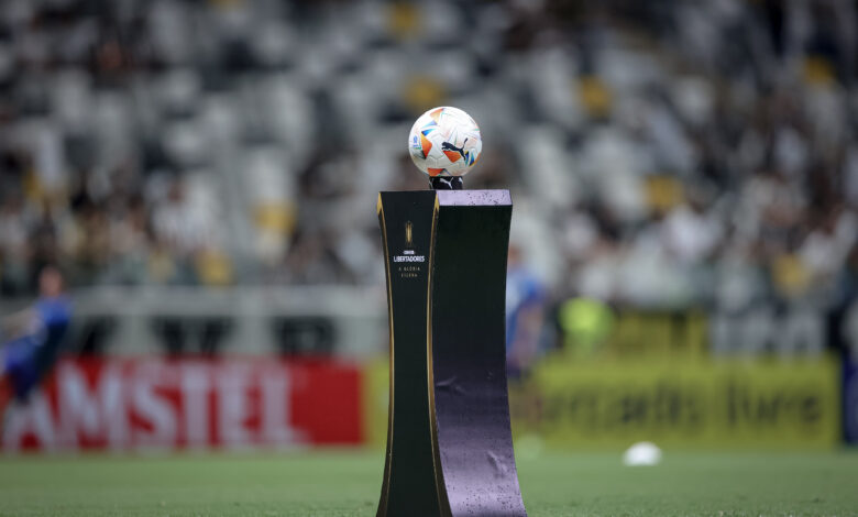 2ª rodada da Libertadores - bola da partida entre Atlético-MG e Rosario Central