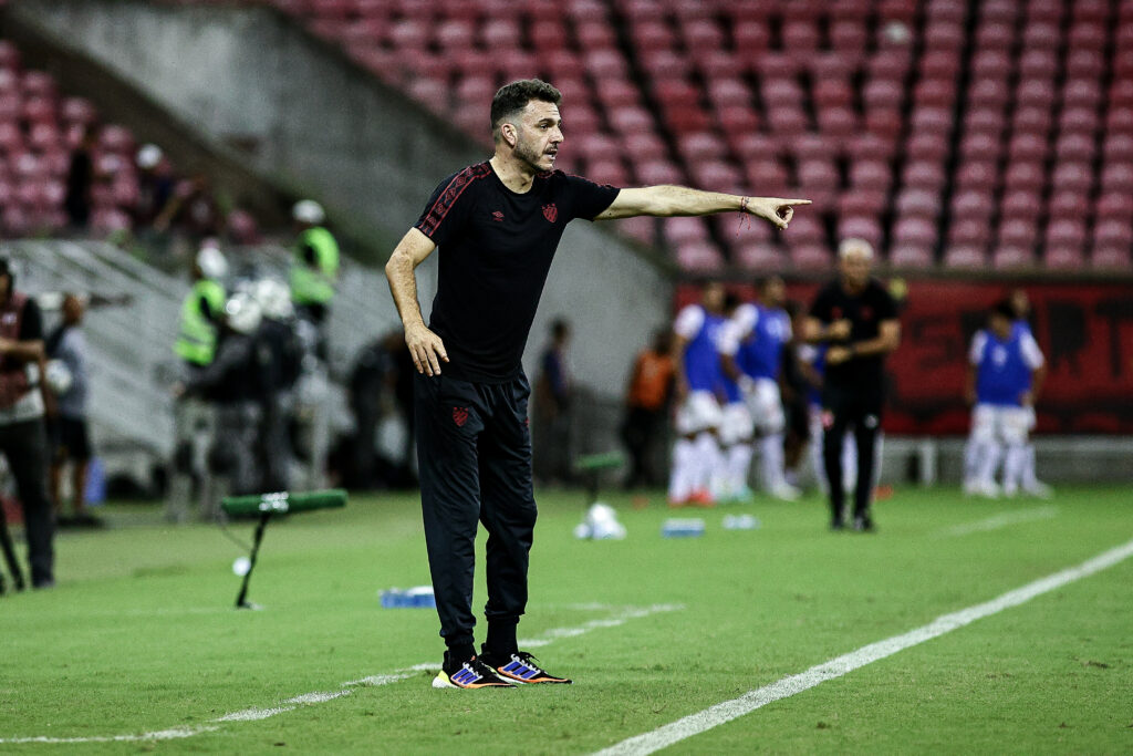 O Sport irá enfrentar o Atlético-MG
