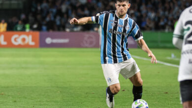 Kannemann em jogo pelo Grêmio