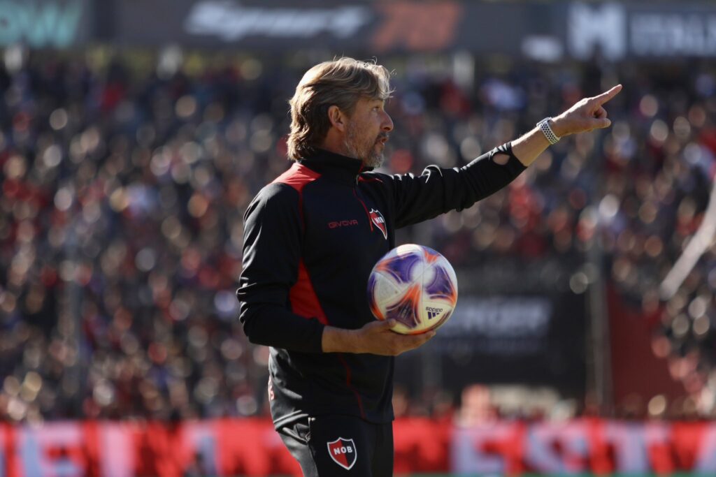 Gabriel Heinze é o favorito para assumir o San Lorenzo
