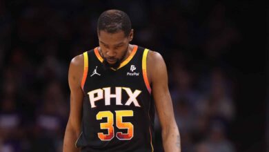 Kevin Durant frustrado no Phoenix Suns