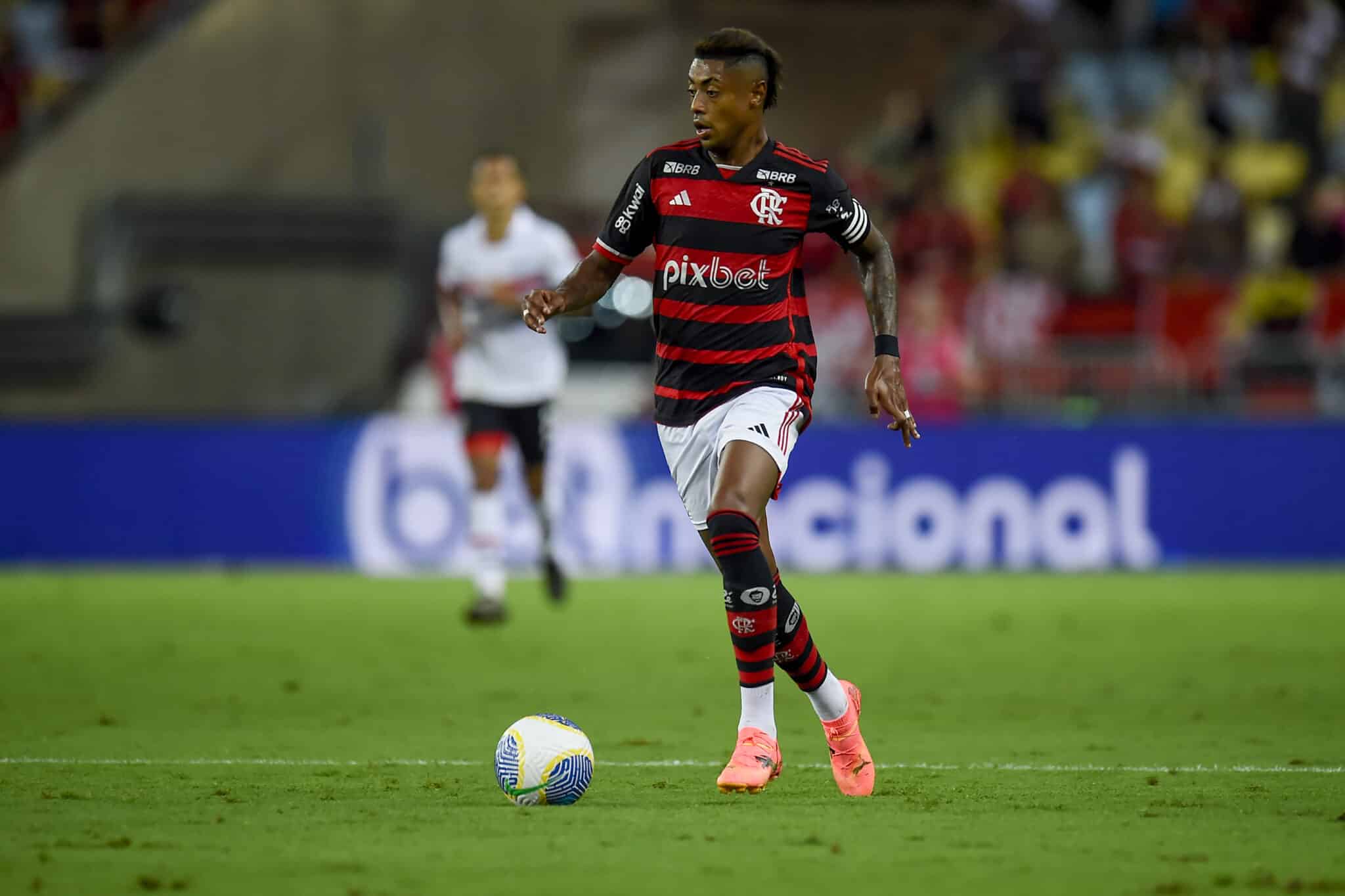 Bruno Henrique em jogo pelo Flamengo