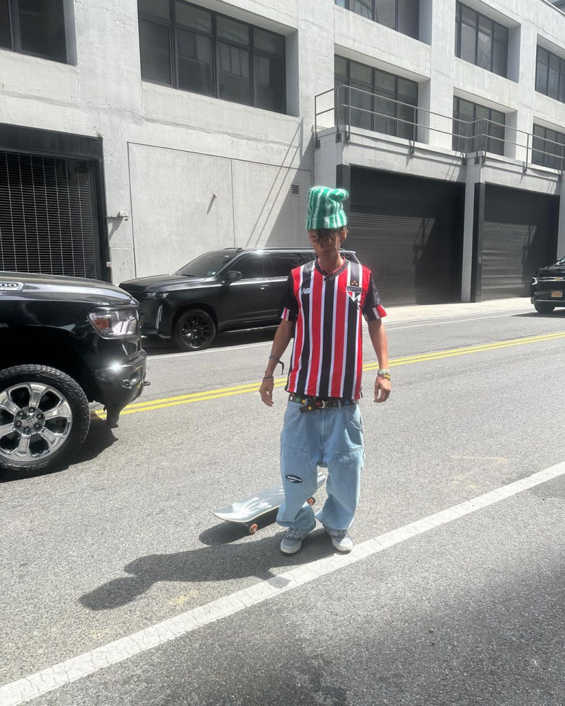 Jaden Smith com a camisa do São Paulo