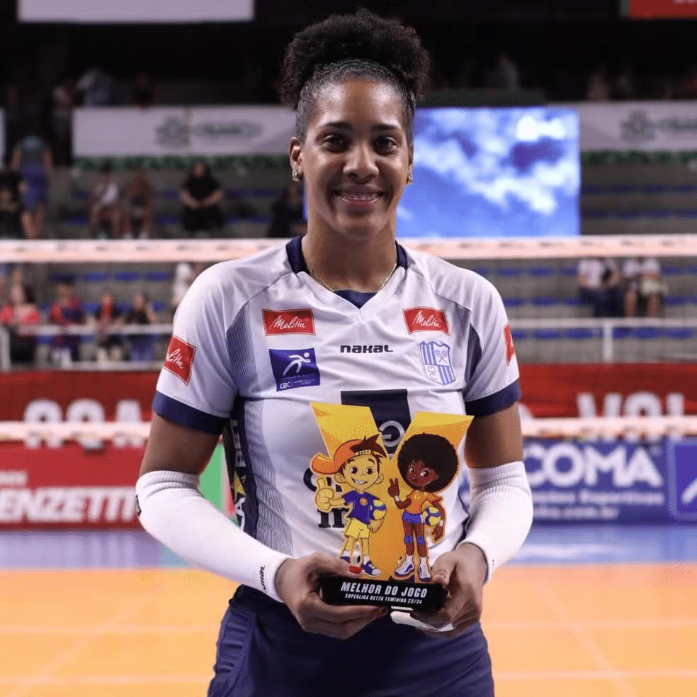 Peña foi eleita a melhora da partida da primeira semifinal da Superliga Feminina