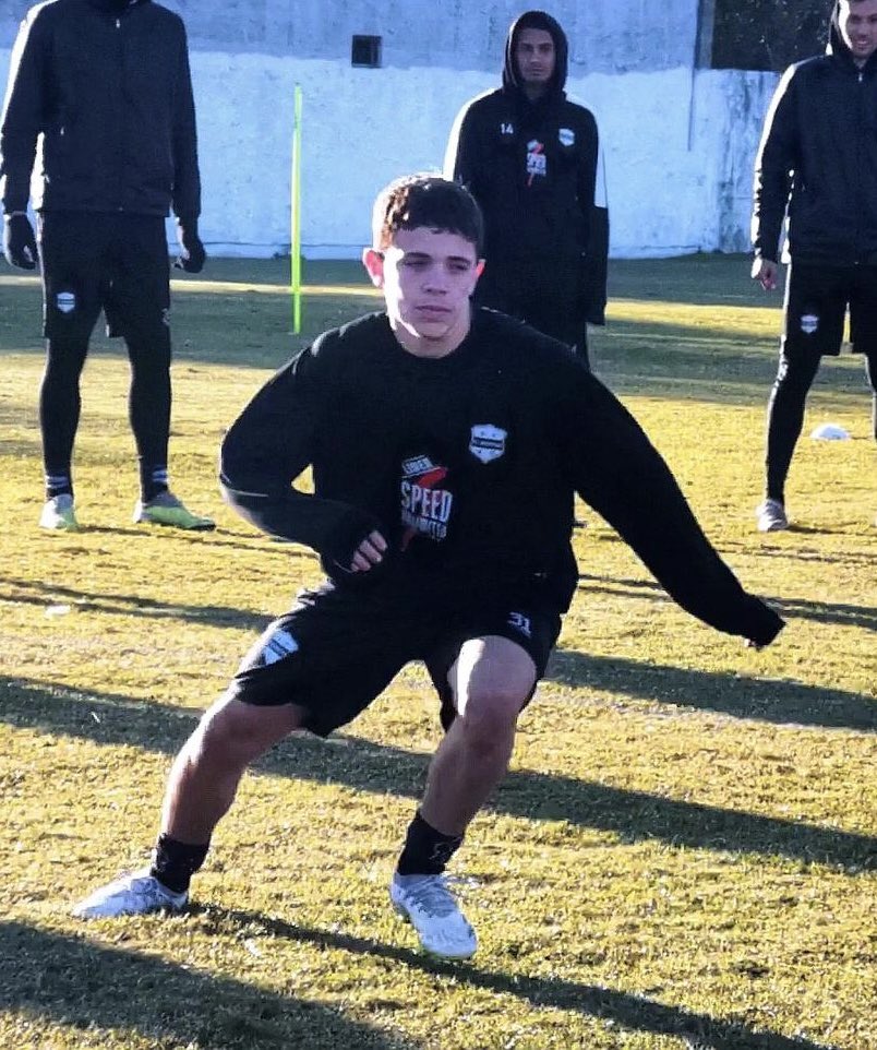 Mateo Apolonio foi convocado pelo Deportivo Riestra