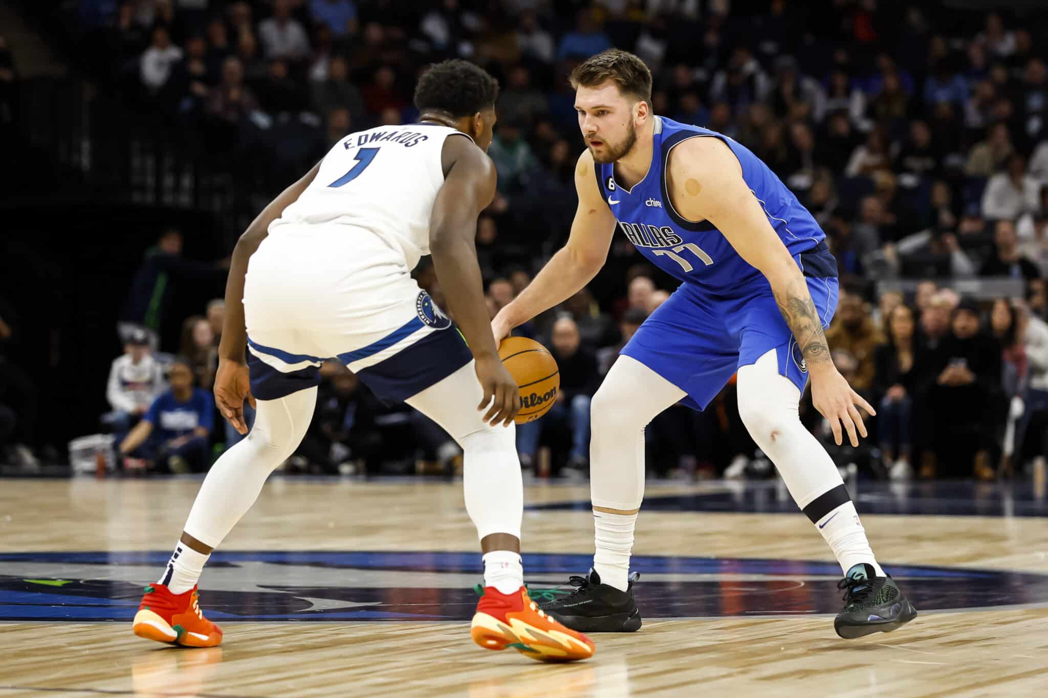 Doncic e Edwards são as estrelas de Mavericks e Timberwolves