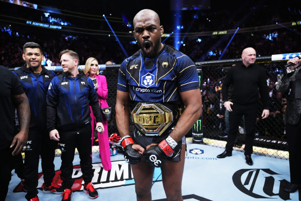 Jon Jones é o atual campeão pesado do UFC