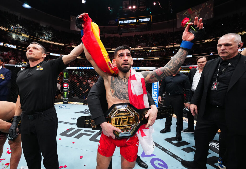 Ilia Topuria é o atual campeão do peso-pena do UFC