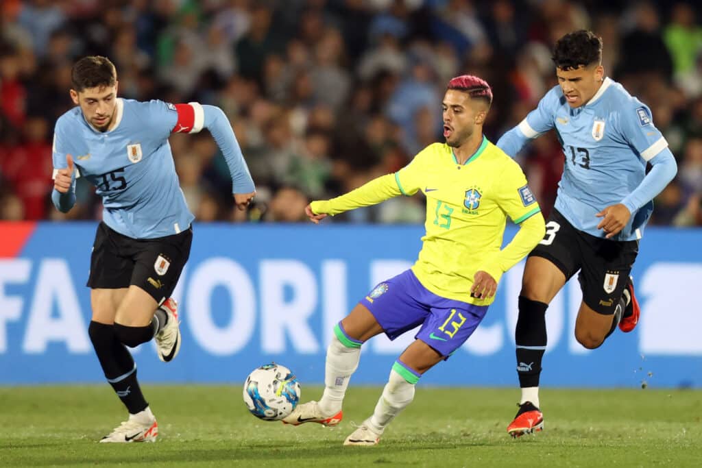 Yan Couto. Uruguai x Brasil no Estadio Centenario em Montevideu pelas