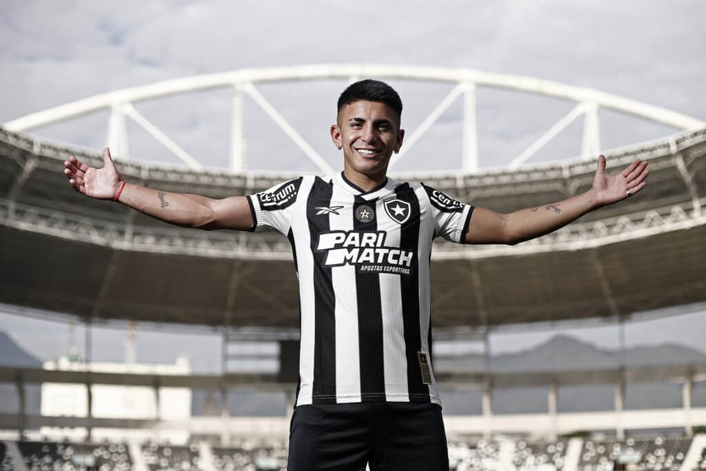 Thiago Almada no Botafogo