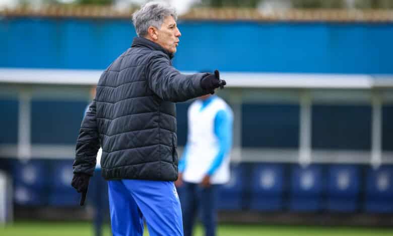 Renato Gaúcho em treino do Grêmio