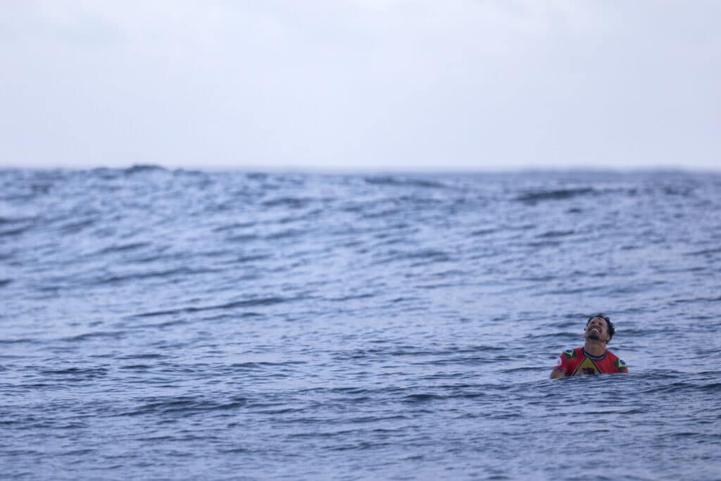 O surf de Paris será no Tahiti