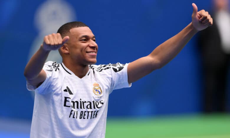 Mbappé anunciado pelo Real Madrid