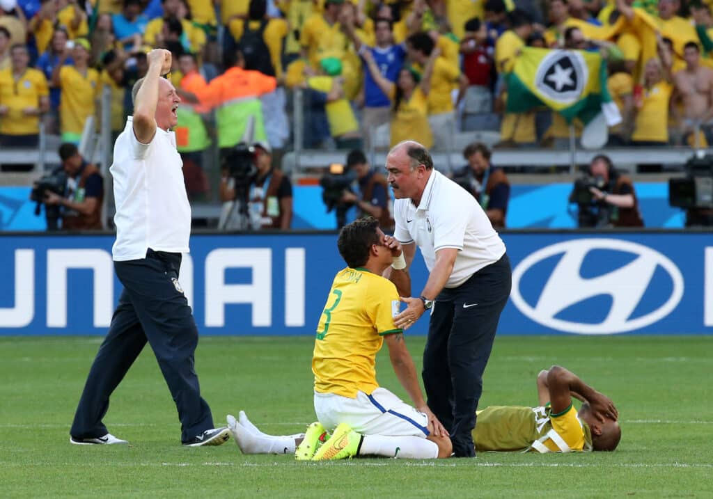 Thiago Silva chora após classificação do Brasil - Foto: Jean Catuffe/Getty Images
