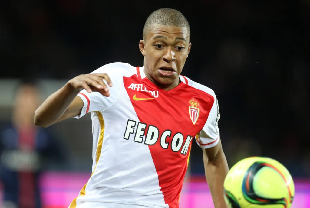 Mbappe pelo Monaco