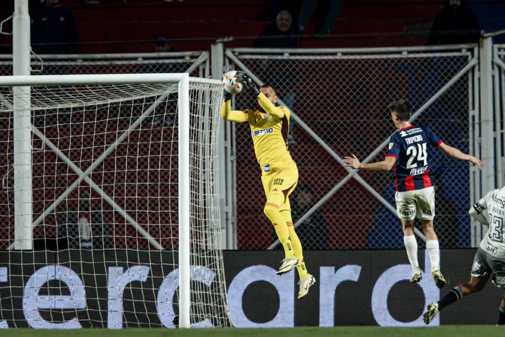 Éverson completa 250 jogos pelo Atlético-MG; veja números do goleiro no Galo