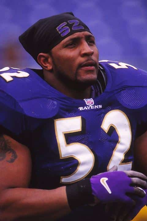 Ray Lewis pelo Baltimore Ravens