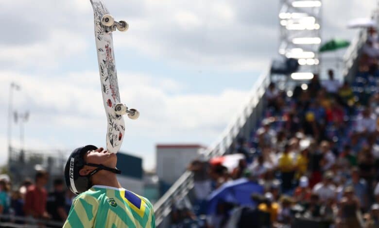 Augusto Akio, finalista olímpico no skate park masculino