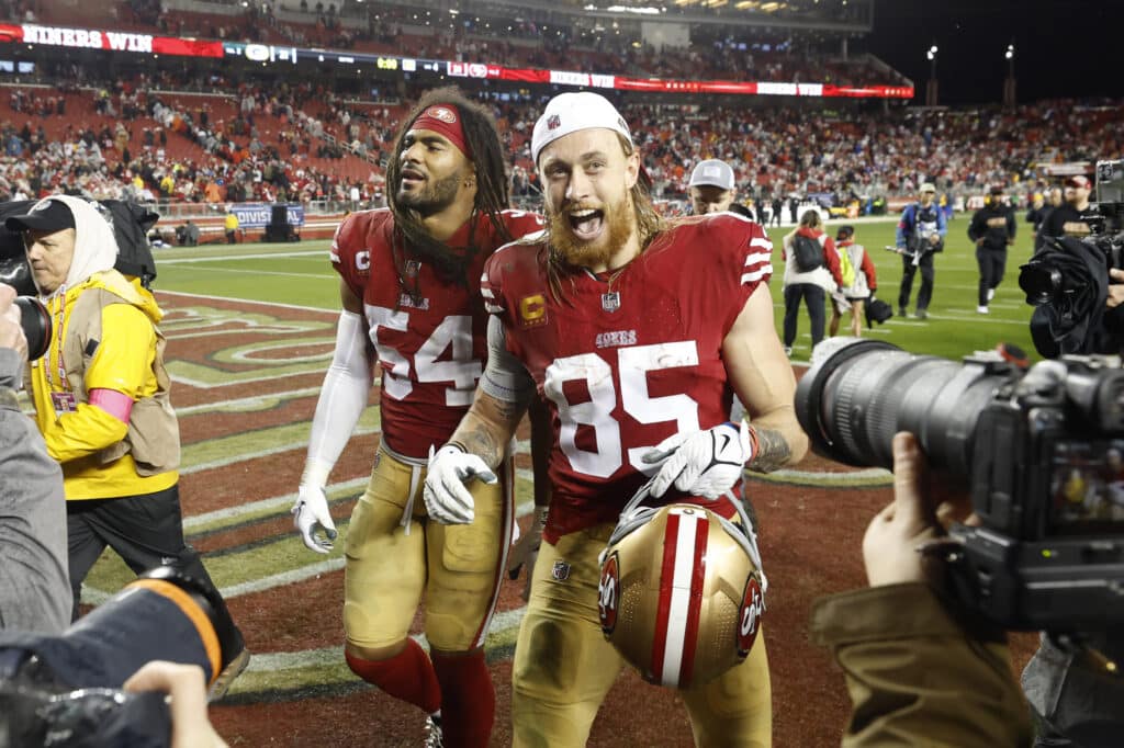 Fred Warner e George Kittle do San Francisco 49ers