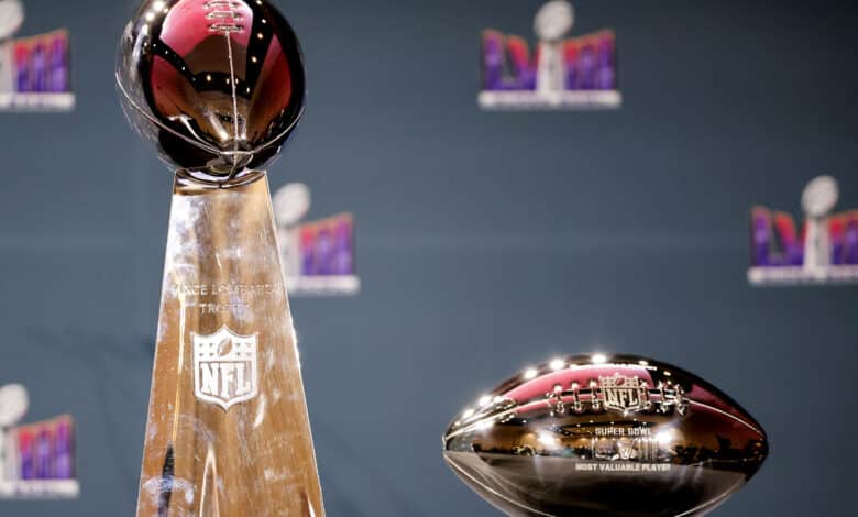 Troféu do Super Bowl, dado ao campeão da NFL