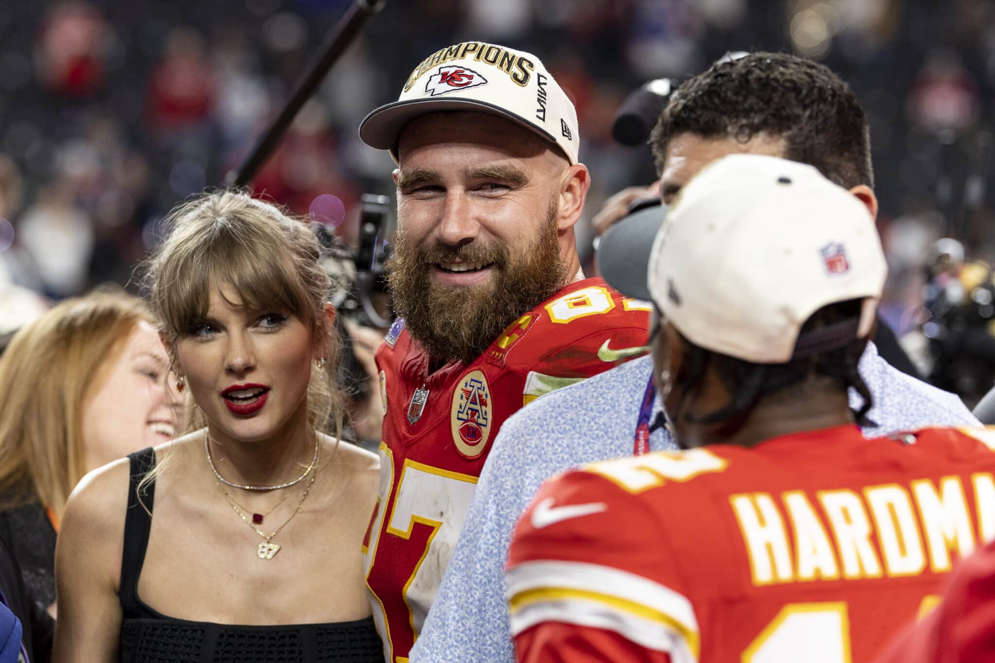 Traivs Kelce e Taylor Swift no Super Bowl LVIII