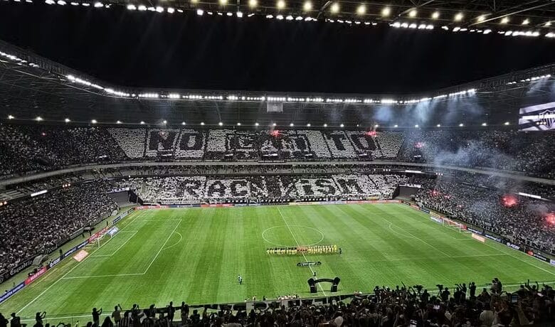 Mosaico Atlético-MG contra o San Lorenzo