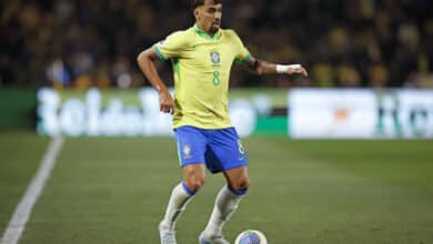 Lucas Paquetá contra o Equador