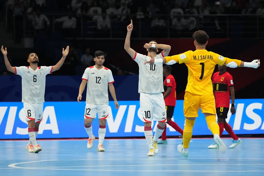 Copa do Mundo de Futsal: Argentina estreia com goleada e Espanha empata com o Cazaquistão