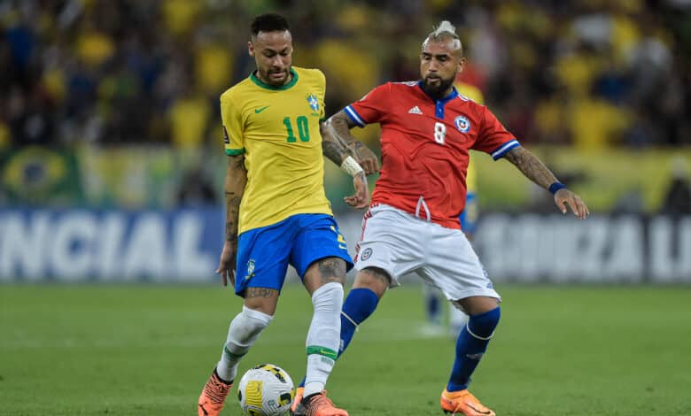 Neymar e Vidal se enfrentando e Brasil x Chile