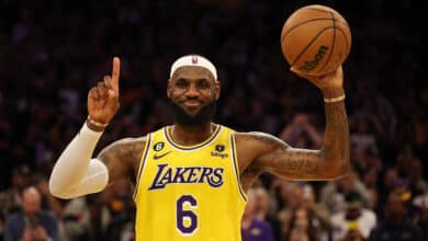 LeBron James pelo Los Angeles Lakers