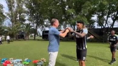 John Textor no treino do Botafogo