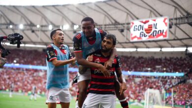 Gabigol comemorando gol pelo Flamengo