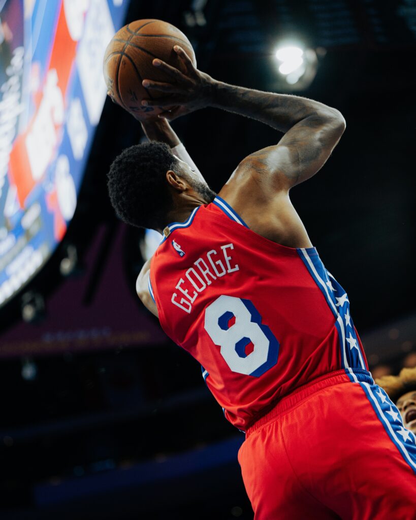 Paul George pelo Sixers da NBA