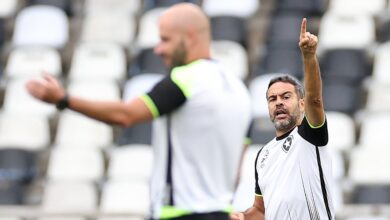 Artur Jorge em treino do Botafogo